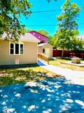 Beach Lovin/ 1 BR, handicap access, pets ok